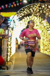 BIB: 16070
                            <button type="button" onclick="openModal(24742768)" class="btn btn-primary btn-sm float-right btn-popup" data-toggle="modal" data-target=".modal-high-quality">
                        <i class="fas fa-shopping-cart"></i> Add to Cart
                    </button>
                                            <button type="button" onclick="isThisMe(24742768, true)" class="btn btn-success btn-sm float-right btn-popup btn-isme hidden" data-toggle="tooltip" data-placement="bottom" title="นี่คือรูปของคุณใช่ไหม คลิกที่นี่เพื่อเอาเข้าอัลบั้ม">
                        <i class="fas fa-plus"></i> Add to album
                    </button>
                    <button type="button" onclick="isThisMe(24742768, false)" class="btn btn-warning btn-sm float-right btn-popup btn-isnotme hidden">
                        <i class="fas fa-ban"></i> Remove from album
                    </button>